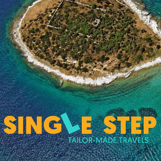 Single Step Travel